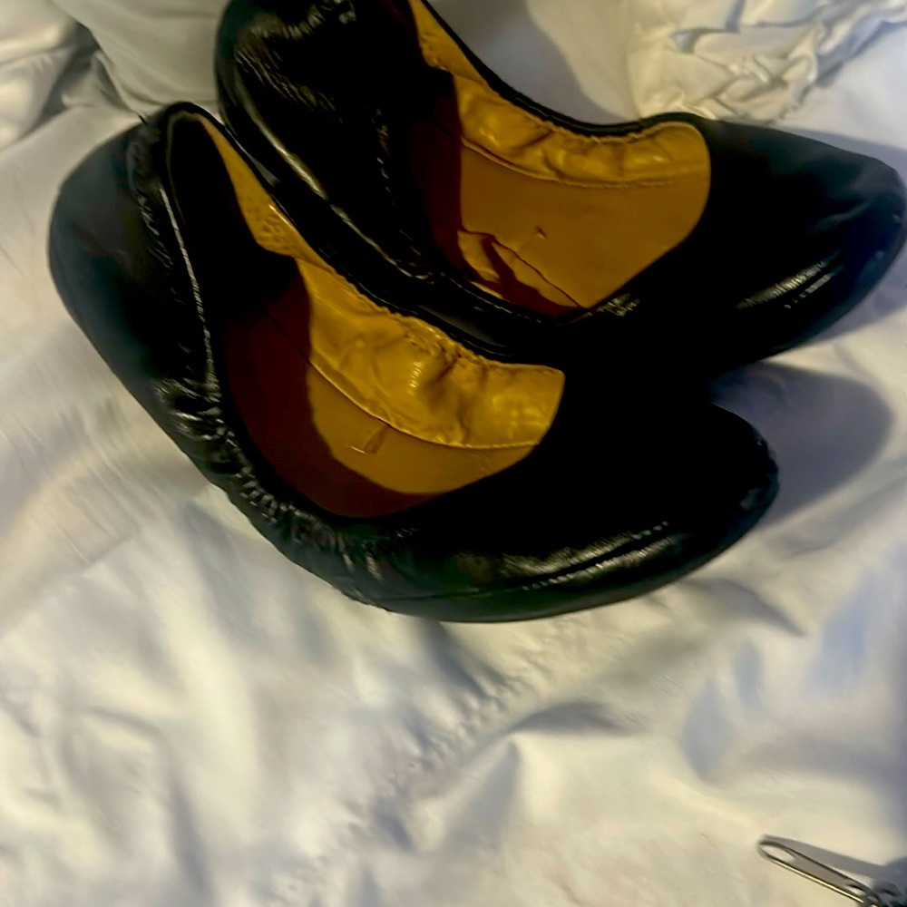 New York & Company Black Leather Loafers Sleek Flats